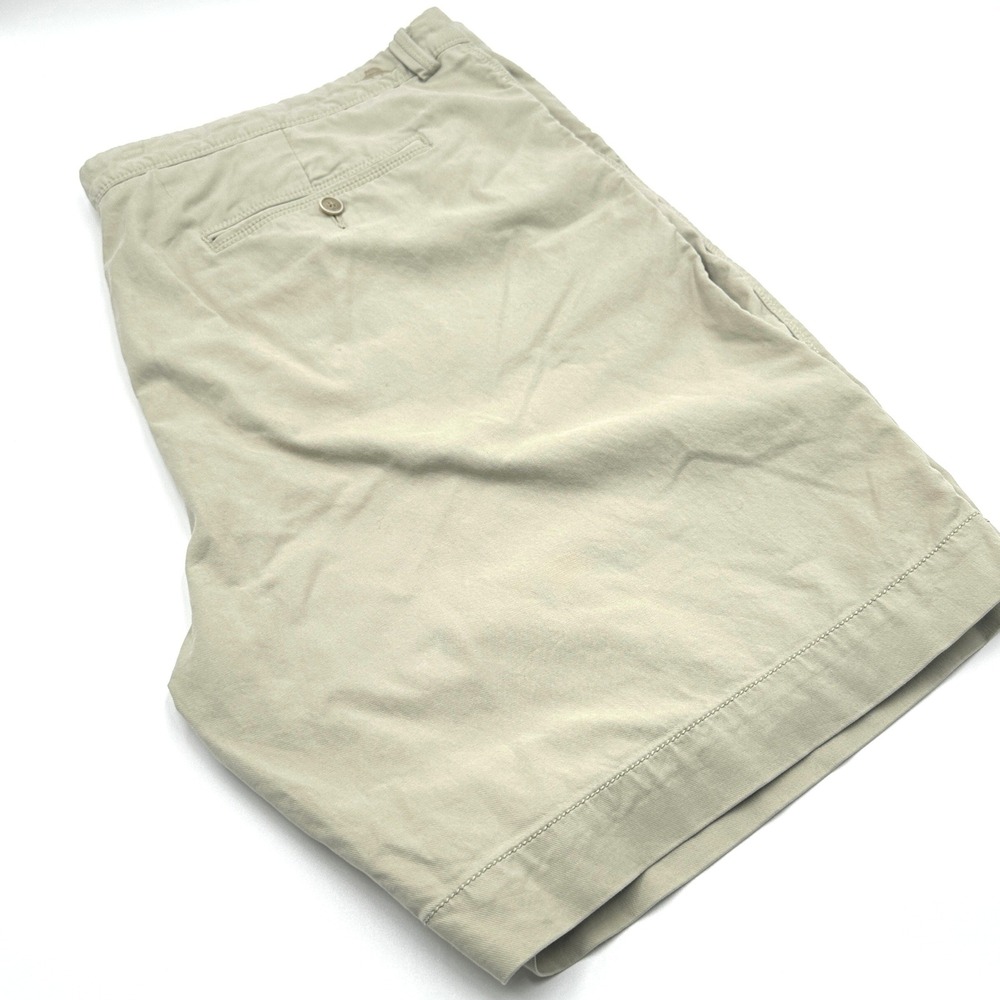 Tommy Bahama Chino Shorts Mens 44 Tan Khaki Cotton Twill Flat Front Casual